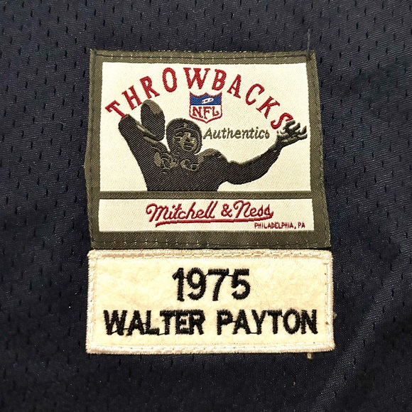Authentic Chicago Bears Walter Payton throwback jersey - Picture 3 of 4